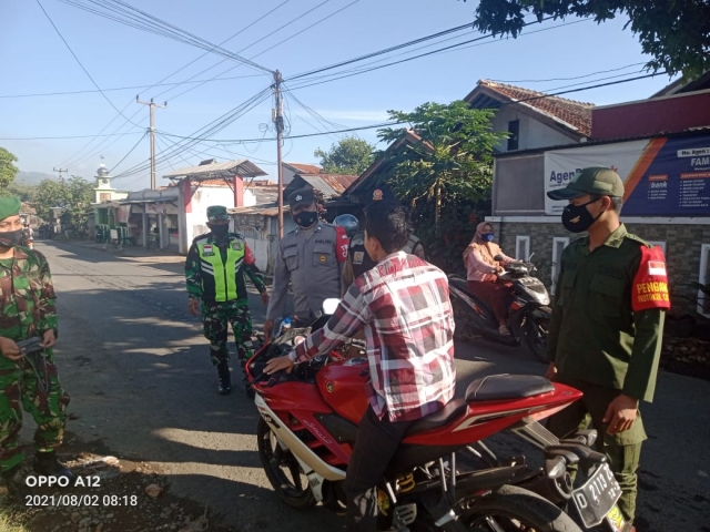kegiatan Monitoring pelaksanaan Vaksinasi
