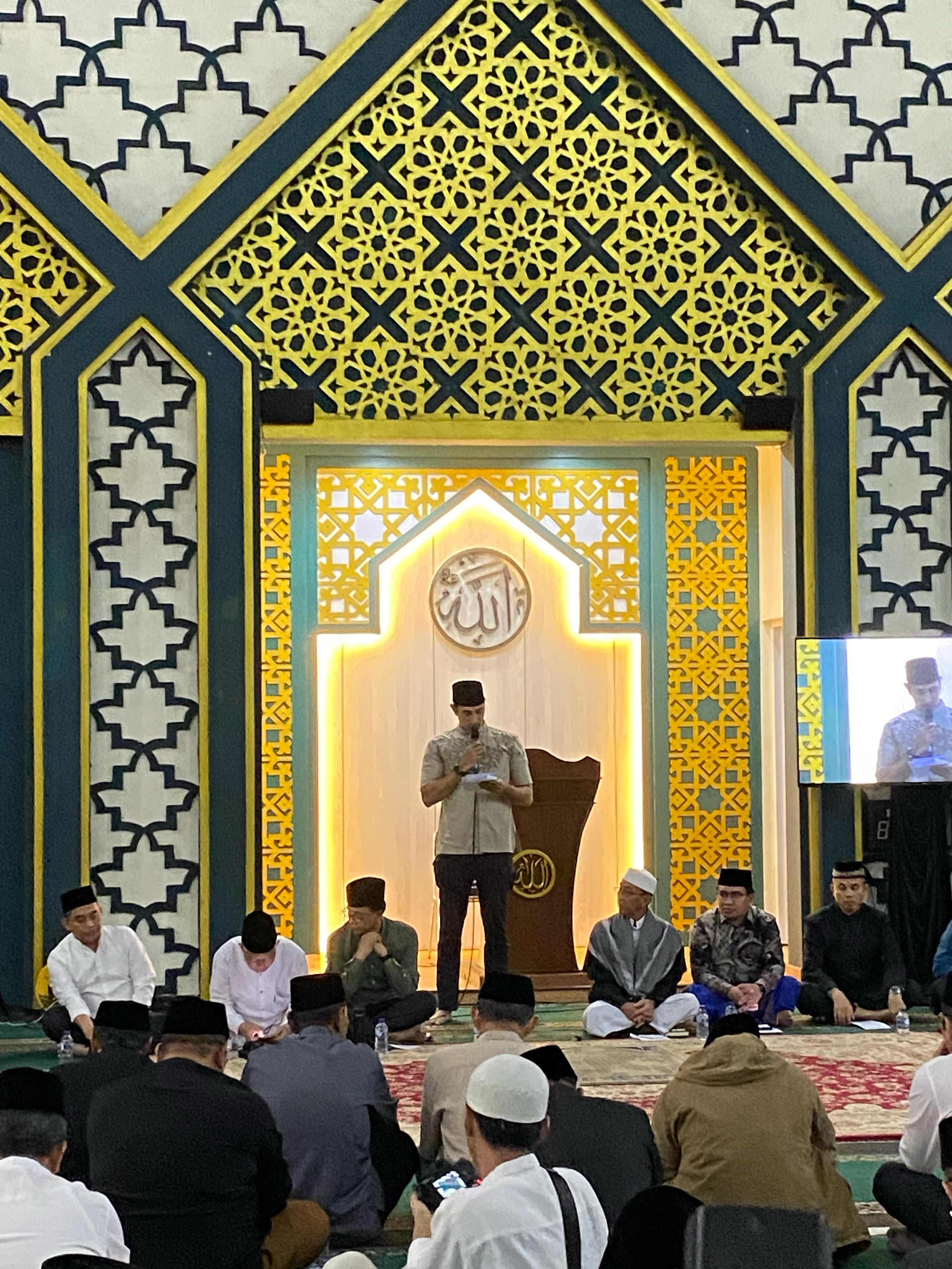 peringatan-malam-lailatul-qodar-di-masjid-al-fathu-soreang